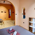 The Arch Suite
